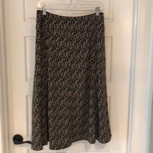 Black and gold Liz Claiborne Midi skirt - size M